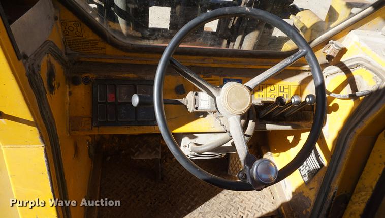 image for item DI9297 1999 Sellick SG60 forklift