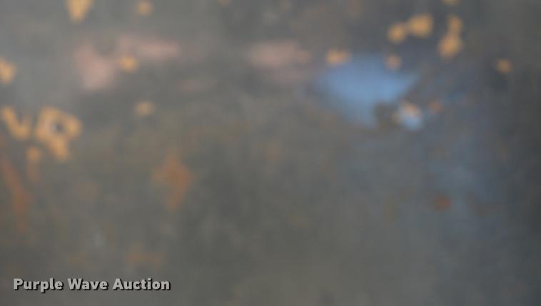 image for item DI9301 Caterpillar 32"W five tooth excavator bucket