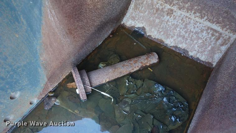 image for item DI9303 36"W four tooth excavator bucket