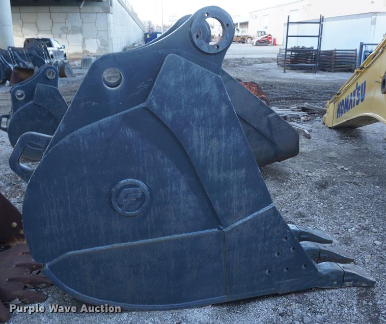 image for item DI9304 CF 30"W three tooth excavator bucket