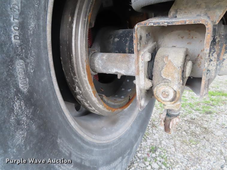 image for item DN9143 2006 Travis end dump trailer