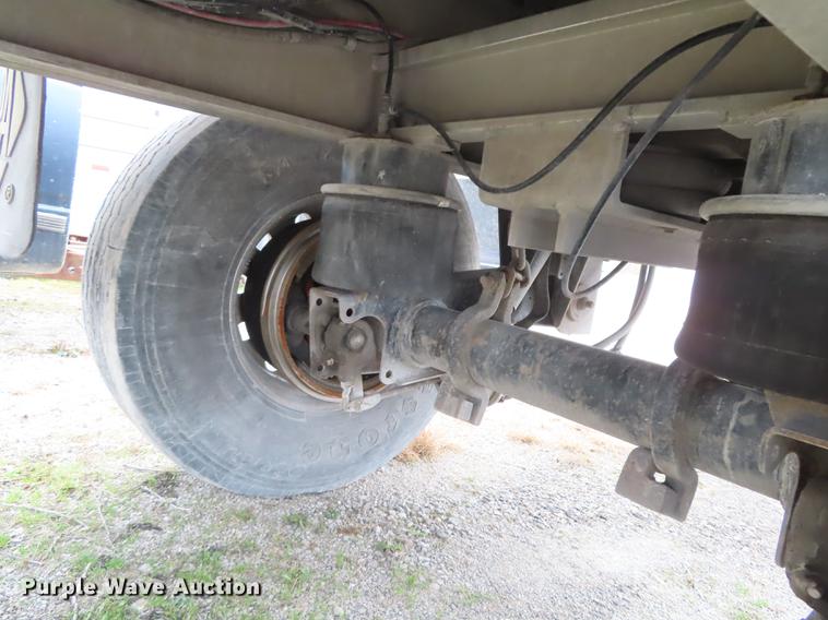 image for item DN9143 2006 Travis end dump trailer