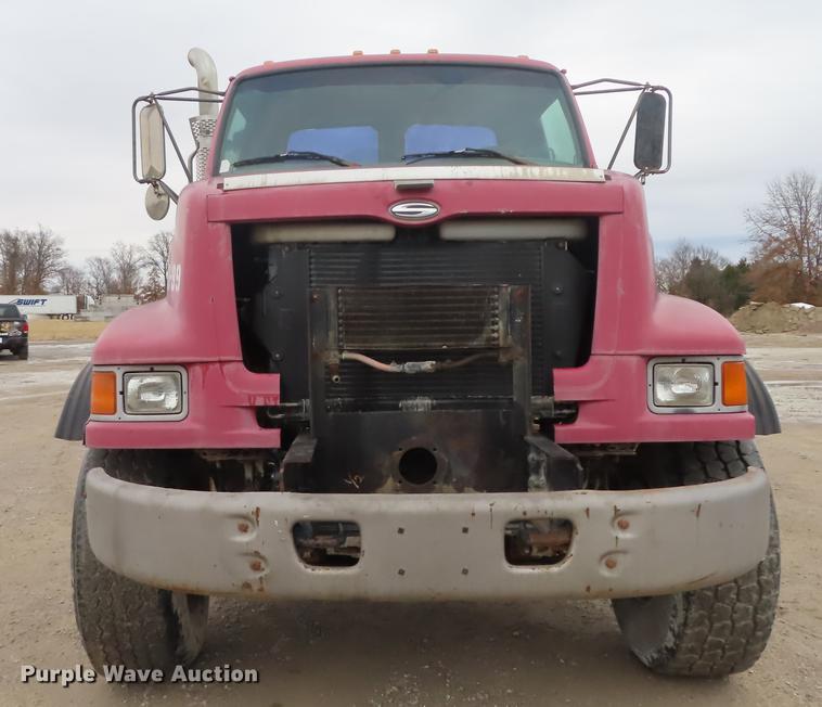 image for item DN9144 1999 Sterling L-Line truck cab and chassis