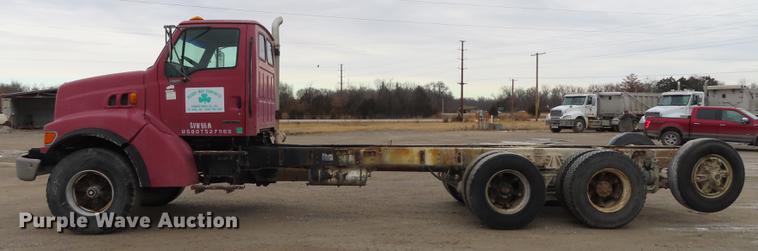 image for item DN9144 1999 Sterling L-Line truck cab and chassis
