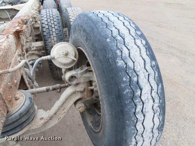 image for item DN9144 1999 Sterling L-Line truck cab and chassis