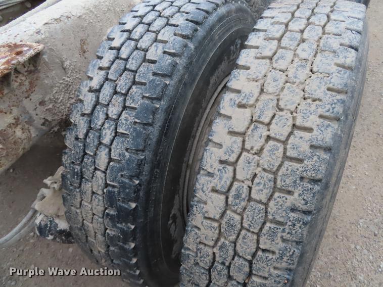 image for item DN9144 1999 Sterling L-Line truck cab and chassis