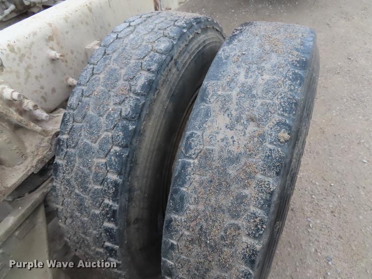 image for item DN9144 1999 Sterling L-Line truck cab and chassis