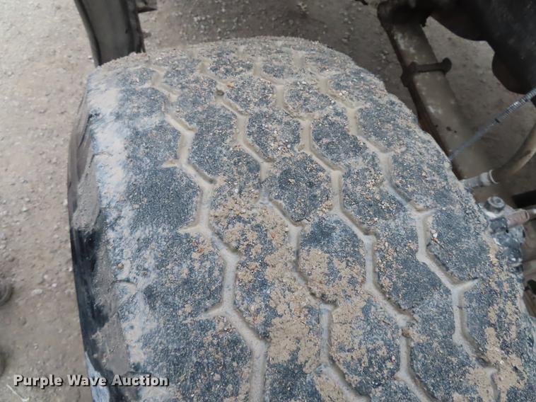 image for item DN9144 1999 Sterling L-Line truck cab and chassis