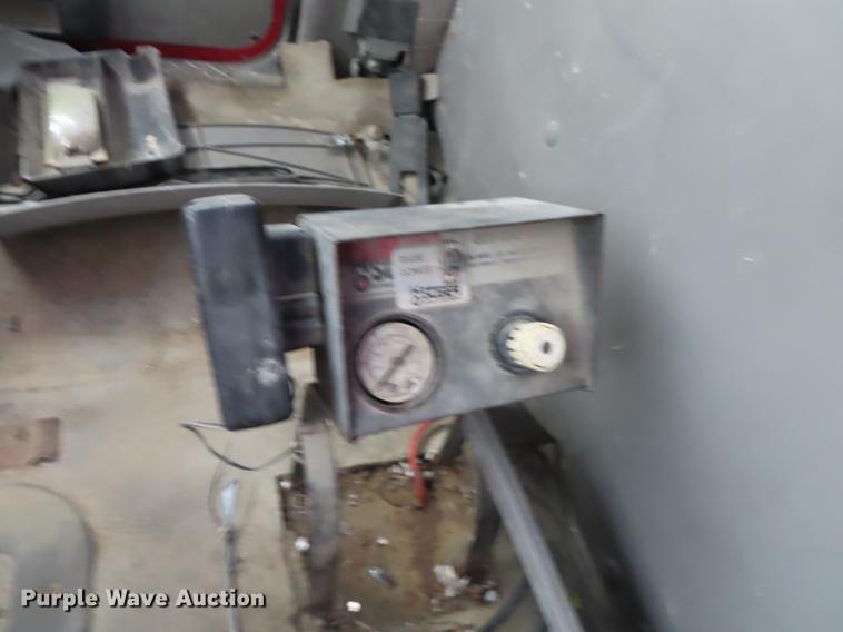 image for item DN9144 1999 Sterling L-Line truck cab and chassis