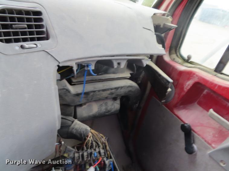 image for item DN9144 1999 Sterling L-Line truck cab and chassis