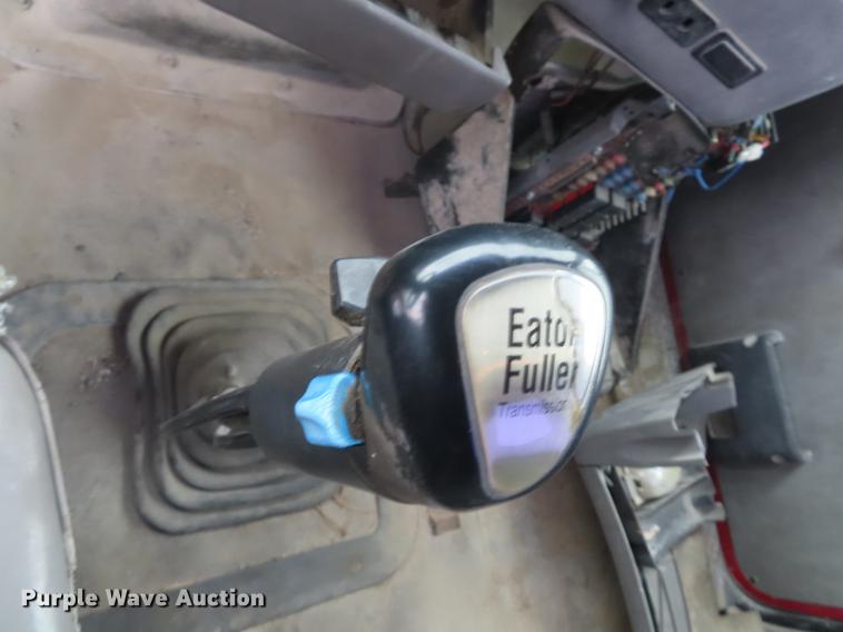 image for item DN9144 1999 Sterling L-Line truck cab and chassis