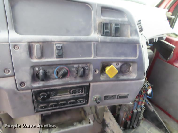 image for item DN9144 1999 Sterling L-Line truck cab and chassis