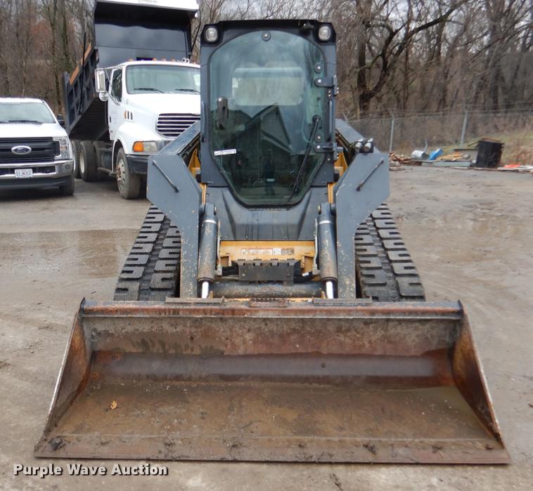 image for item DX9493 2012 John Deere 329D skid steer