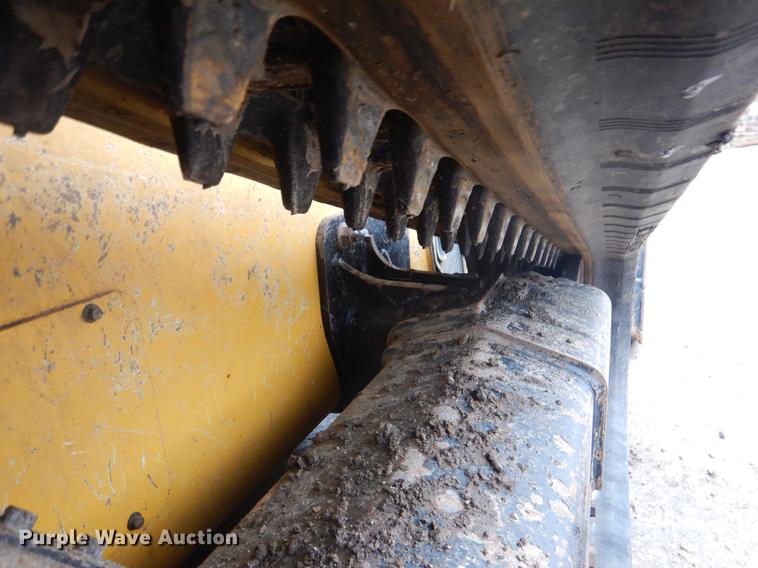 image for item DX9493 2012 John Deere 329D skid steer