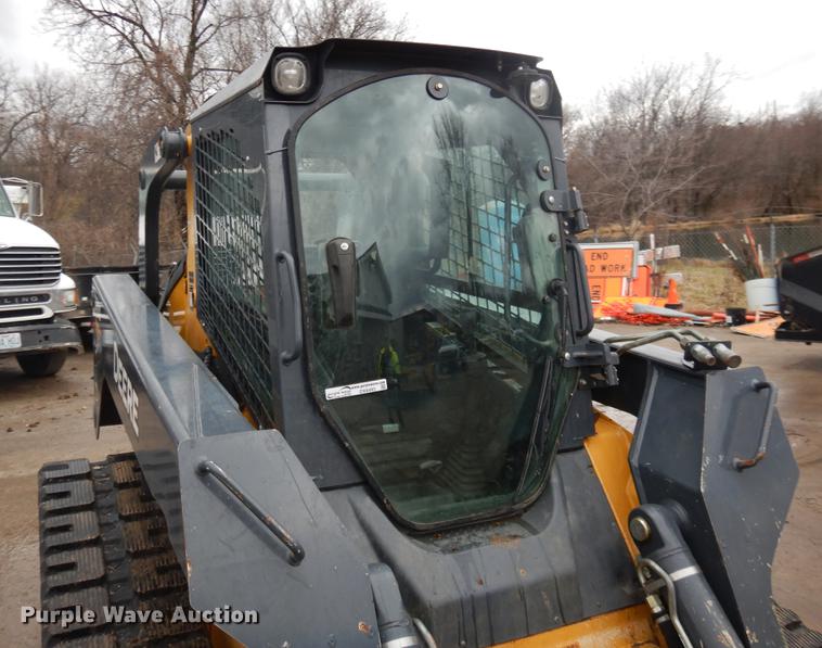 image for item DX9493 2012 John Deere 329D skid steer