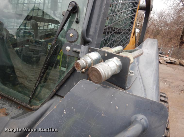 image for item DX9493 2012 John Deere 329D skid steer