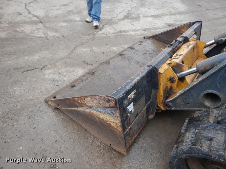 image for item DX9493 2012 John Deere 329D skid steer