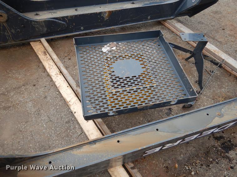 image for item DX9495 John Deere 329D boom and sheet metal parts