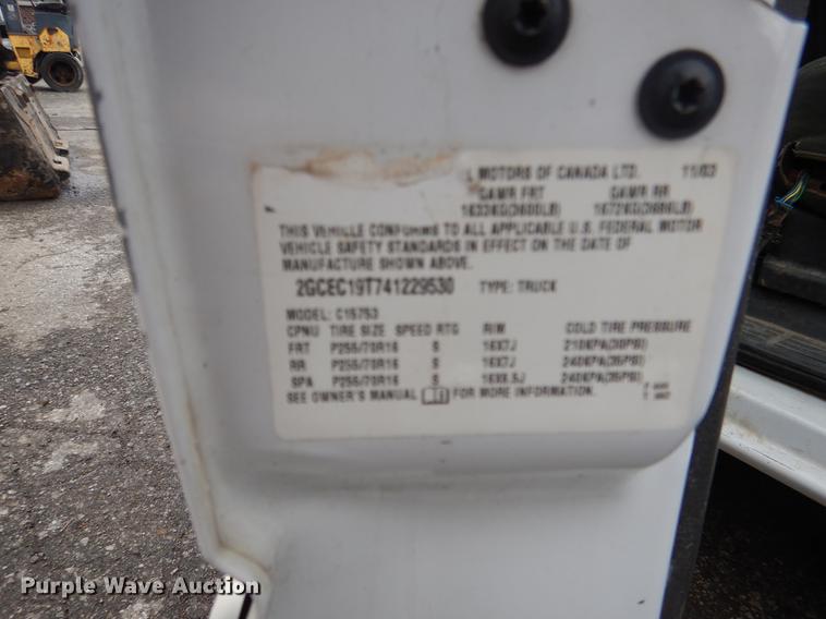 image for item DX9497 2004 Chevrolet Silverado 1500 Ext. Cab pickup truck