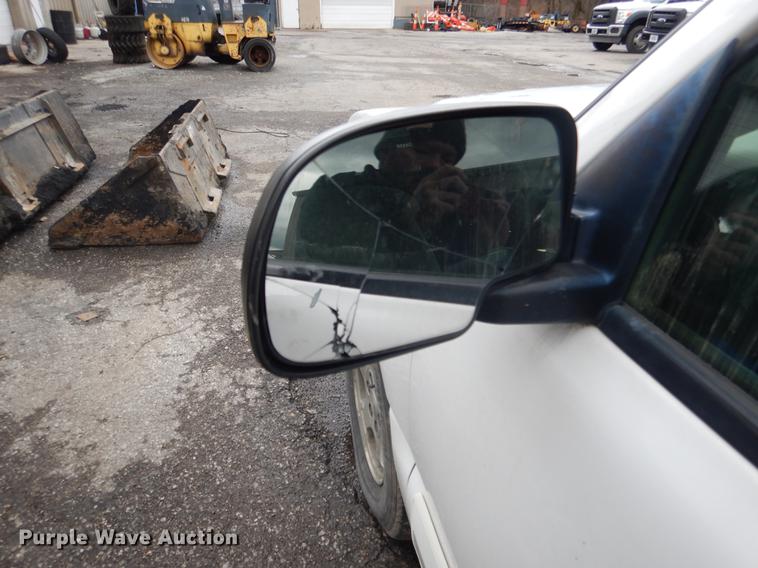 image for item DX9497 2004 Chevrolet Silverado 1500 Ext. Cab pickup truck