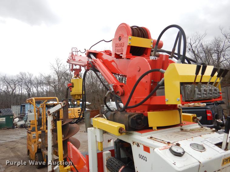 image for item DX9498 2000 S.D. Pittman 8000T mini digger derrick