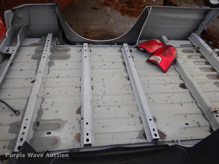 image for item DX9499 2014 Dodge Ram 2500HD pickup truck bed