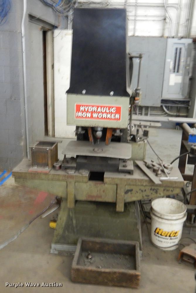 image for item DY9777 Metal Muncher MM61E iron worker