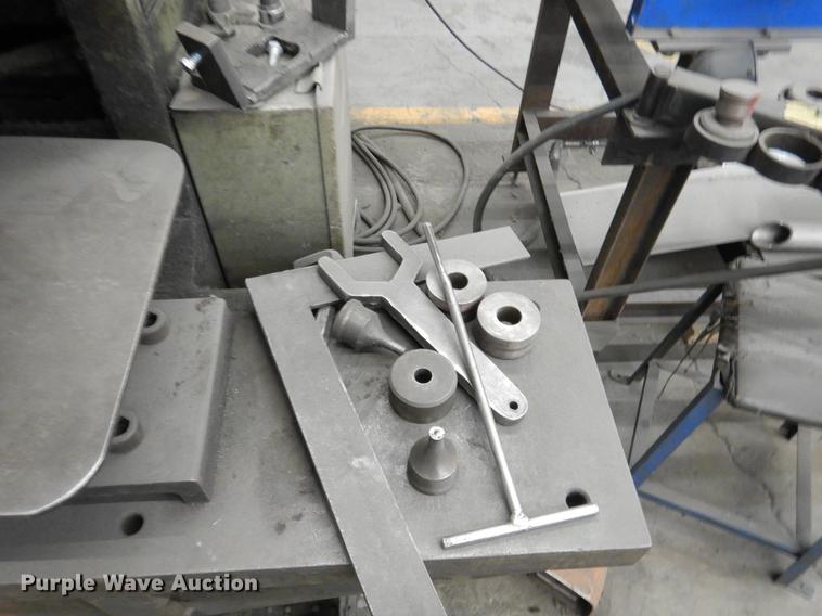 image for item DY9777 Metal Muncher MM61E iron worker