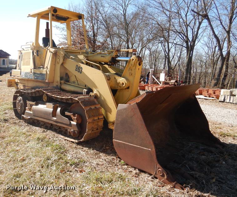 image for item DY9779 1985 Caterpillar 963 track loader