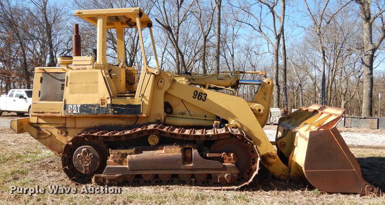 image for item DY9779 1985 Caterpillar 963 track loader