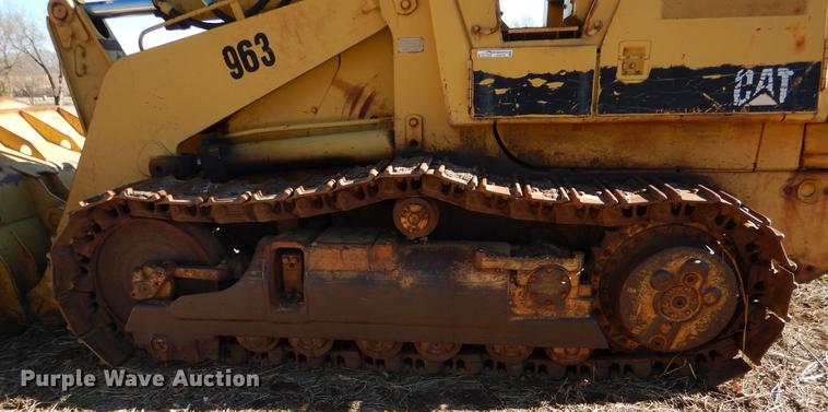 image for item DY9779 1985 Caterpillar 963 track loader