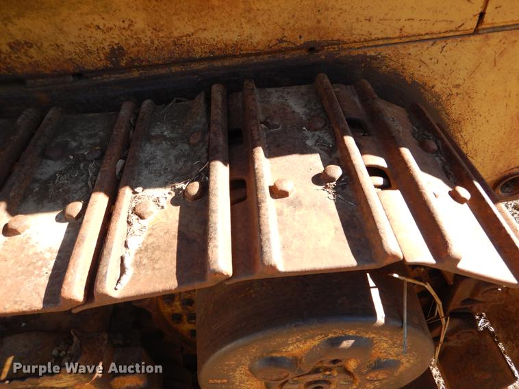 image for item DY9779 1985 Caterpillar 963 track loader