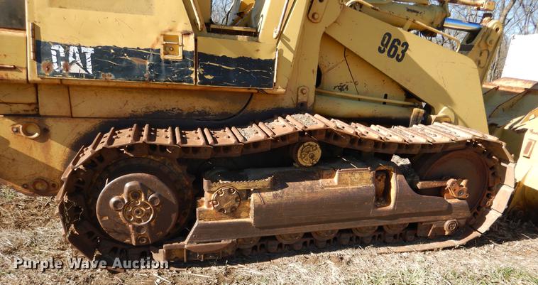 image for item DY9779 1985 Caterpillar 963 track loader