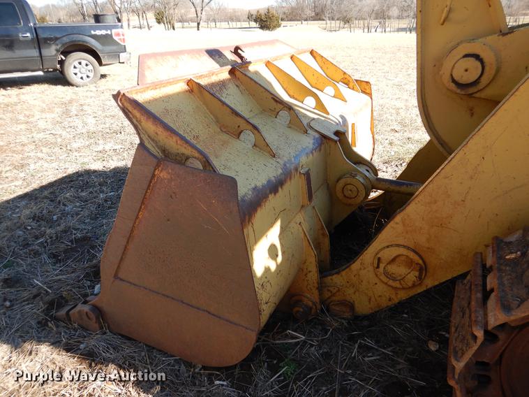 image for item DY9779 1985 Caterpillar 963 track loader