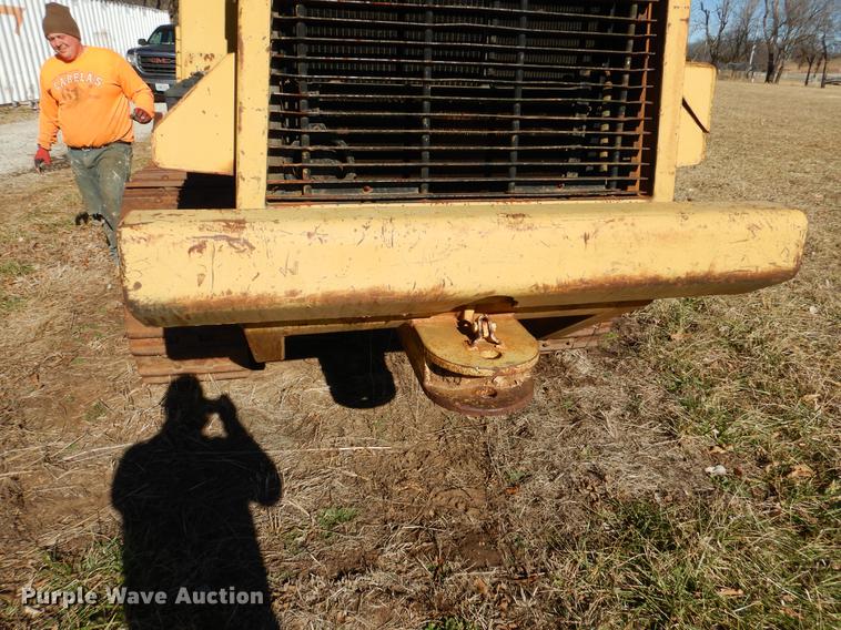 image for item DY9779 1985 Caterpillar 963 track loader