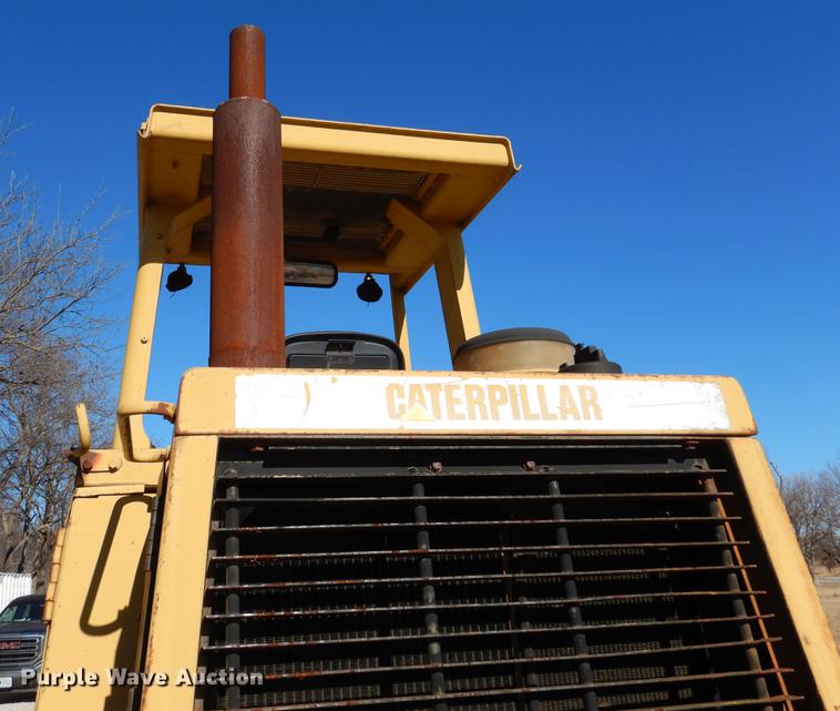 image for item DY9779 1985 Caterpillar 963 track loader