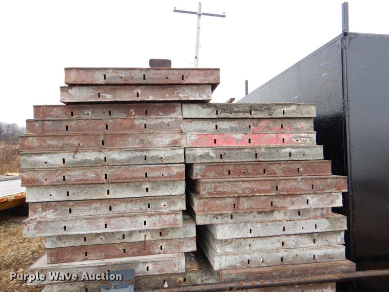 image for item EA9146 (88) concrete forms