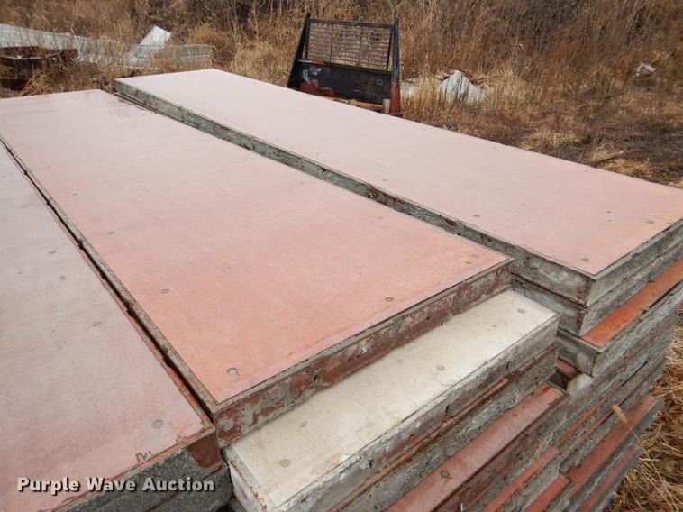 image for item EA9147 (126) concrete forms