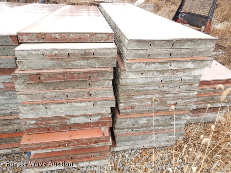 image for item EA9147 (126) concrete forms