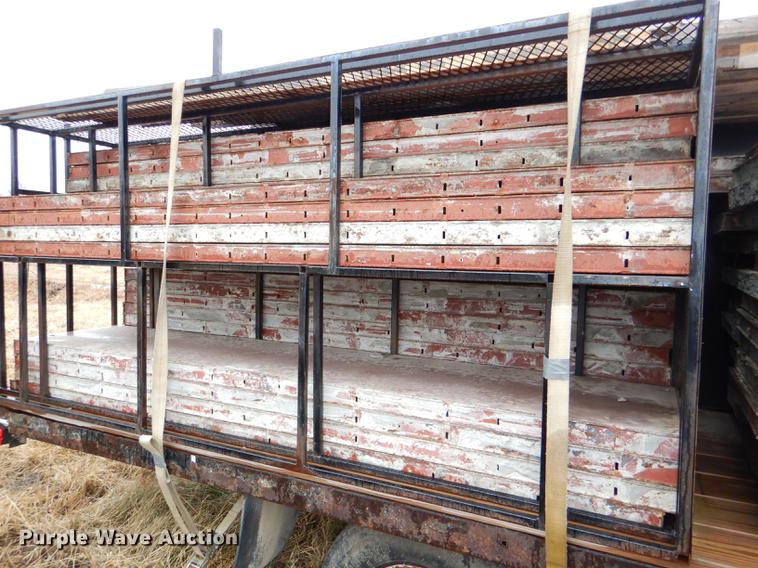 image for item EA9148 Concrete forms spacers and corners