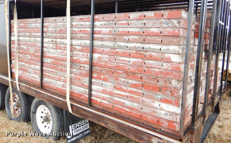 image for item EA9148 Concrete forms spacers and corners