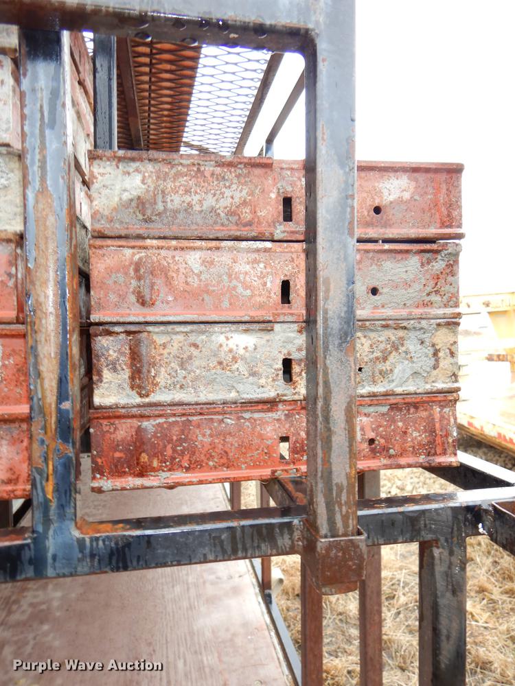 image for item EA9148 Concrete forms spacers and corners