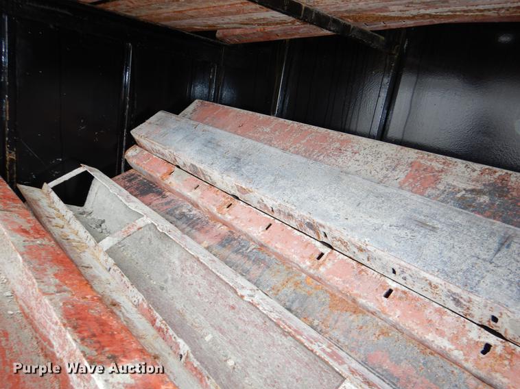 image for item EA9148 Concrete forms spacers and corners