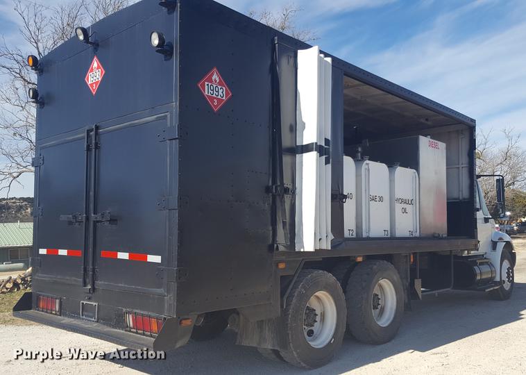 image for item EI9731 2012 International 4400 service truck