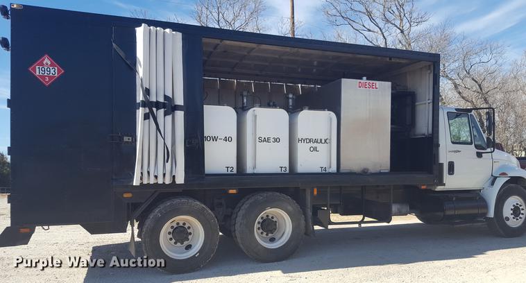 image for item EI9731 2012 International 4400 service truck