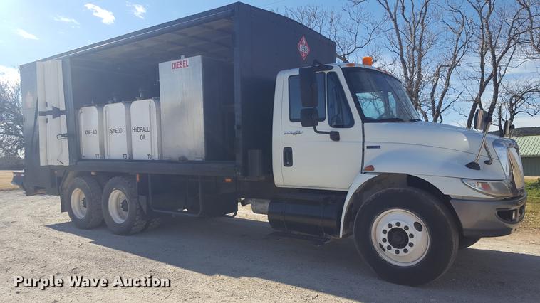 image for item EI9731 2012 International 4400 service truck