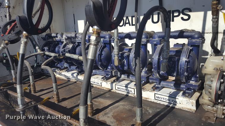 image for item EI9731 2012 International 4400 service truck