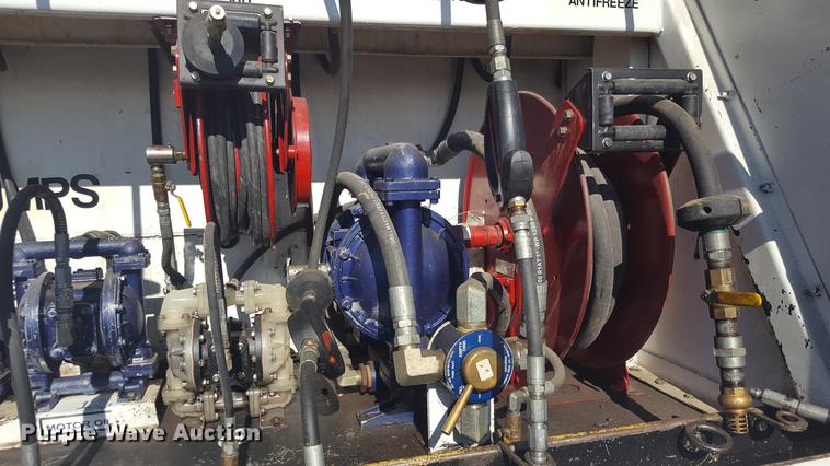 image for item EI9731 2012 International 4400 service truck