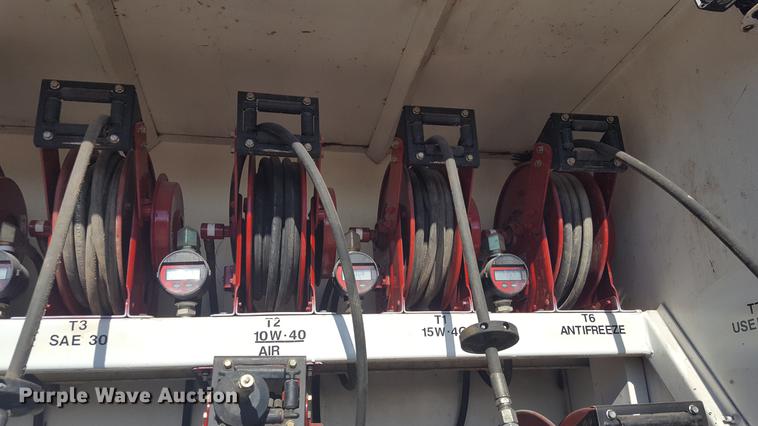 image for item EI9731 2012 International 4400 service truck