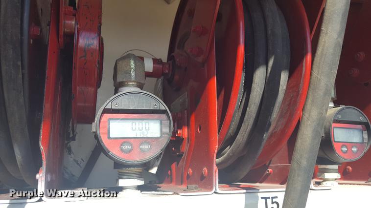 image for item EI9731 2012 International 4400 service truck